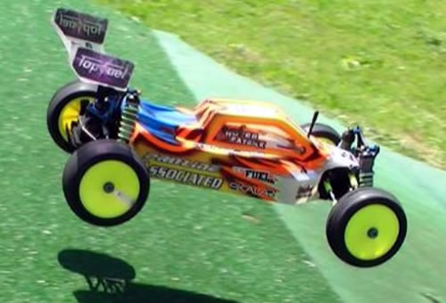 Patrick Hofer - Team Associated - Wins 4WD Off Road Swiss Championship round 3 at Obernau